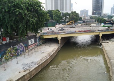 744 2016 Kuala Lumpur - Fluss und Streetart